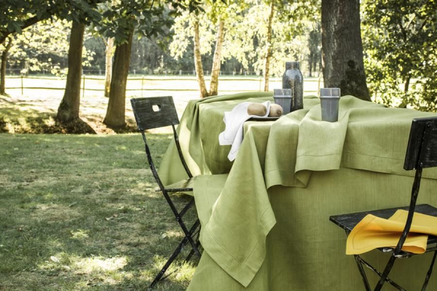 Florence, la nappe en lin idéale pour vos déjeuners d’été